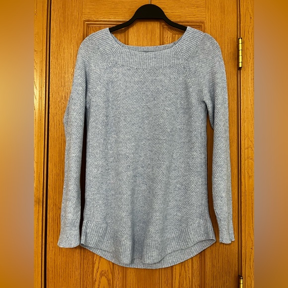 LOFT Sweater - Picture 2 of 4